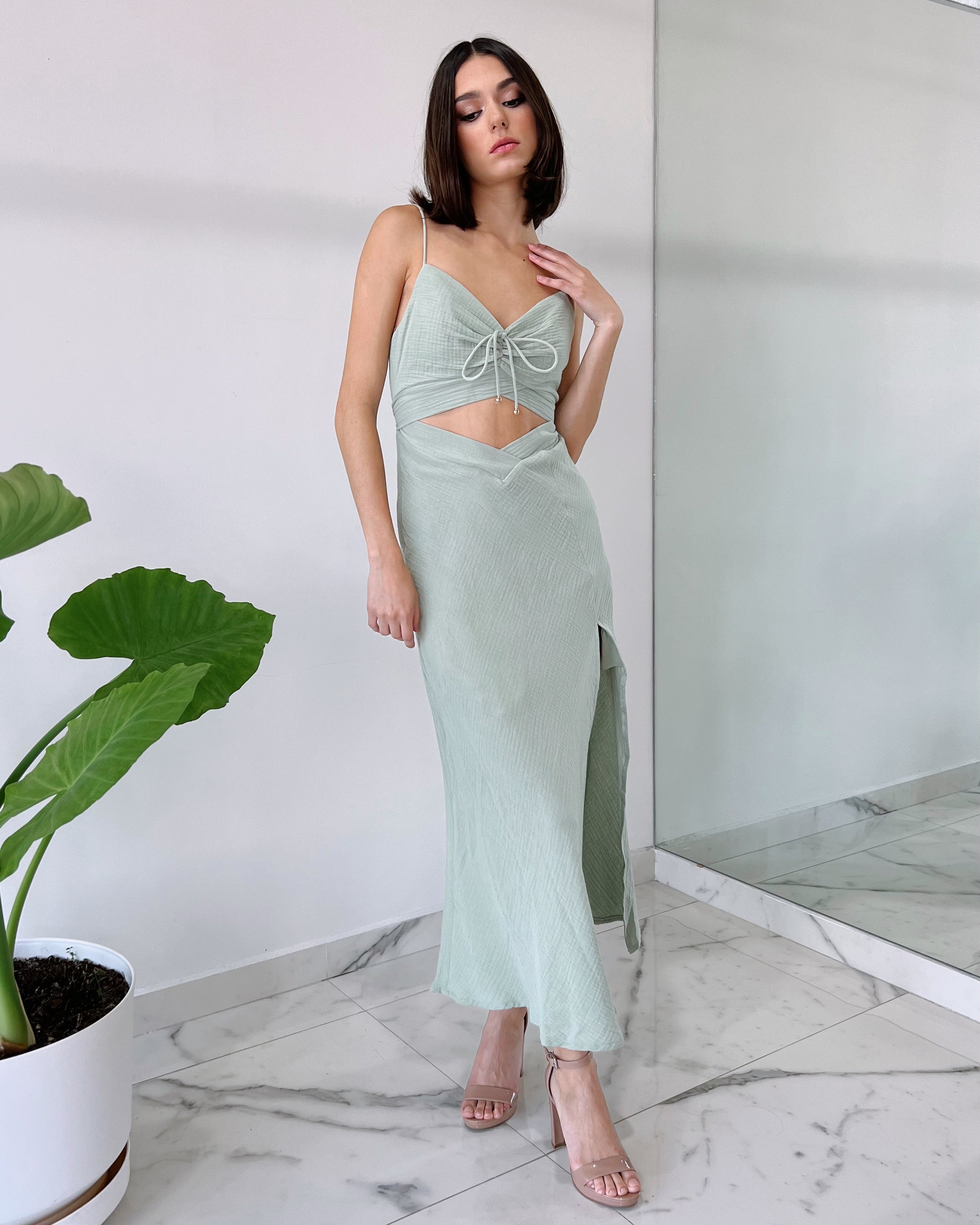 Summer dresses with cutouts